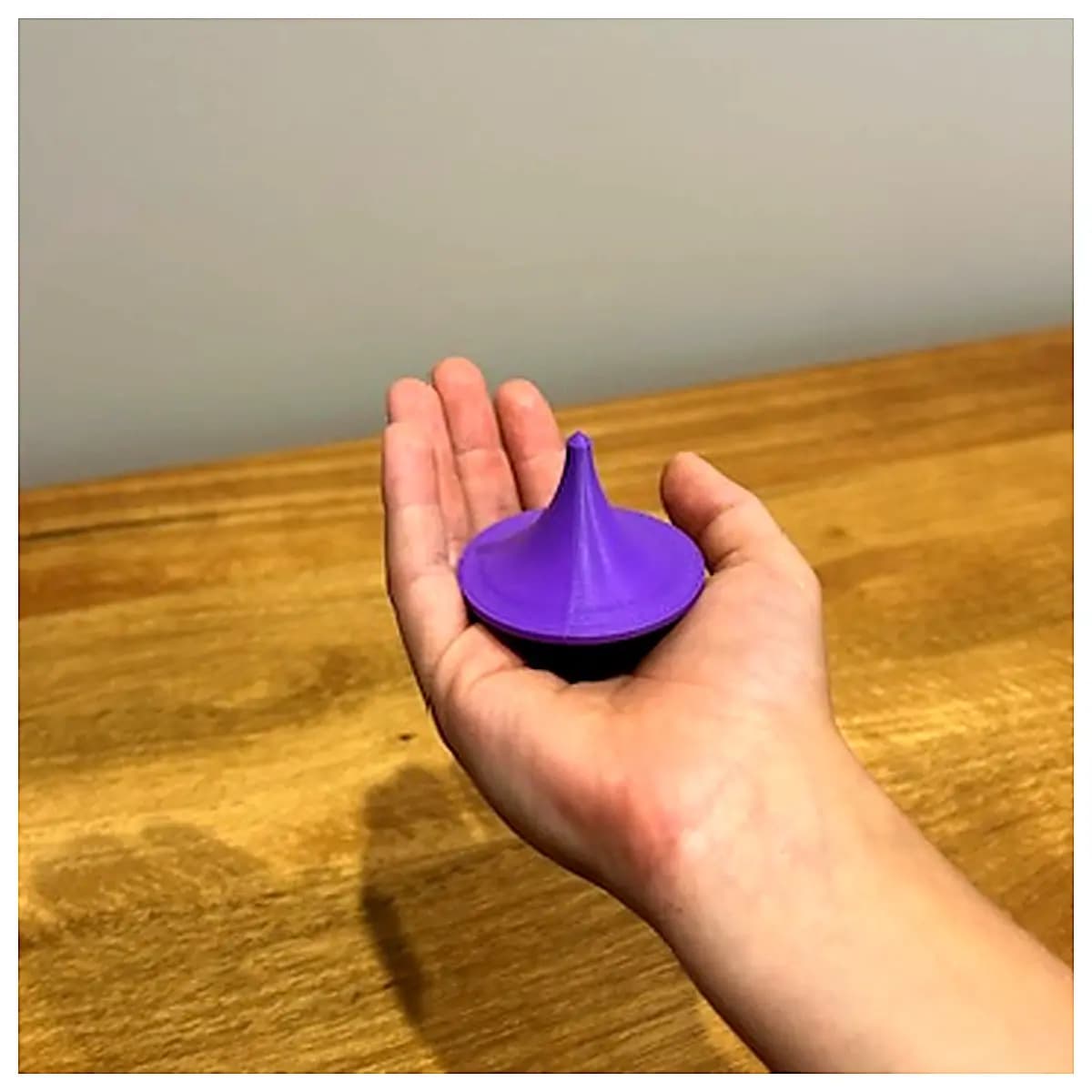 Desktop Gyroscope Fun Brain Teaser Toy Kids Toy Spin Toy Rotating Toy Desktop Games Indoor Entertainment Kids Gift