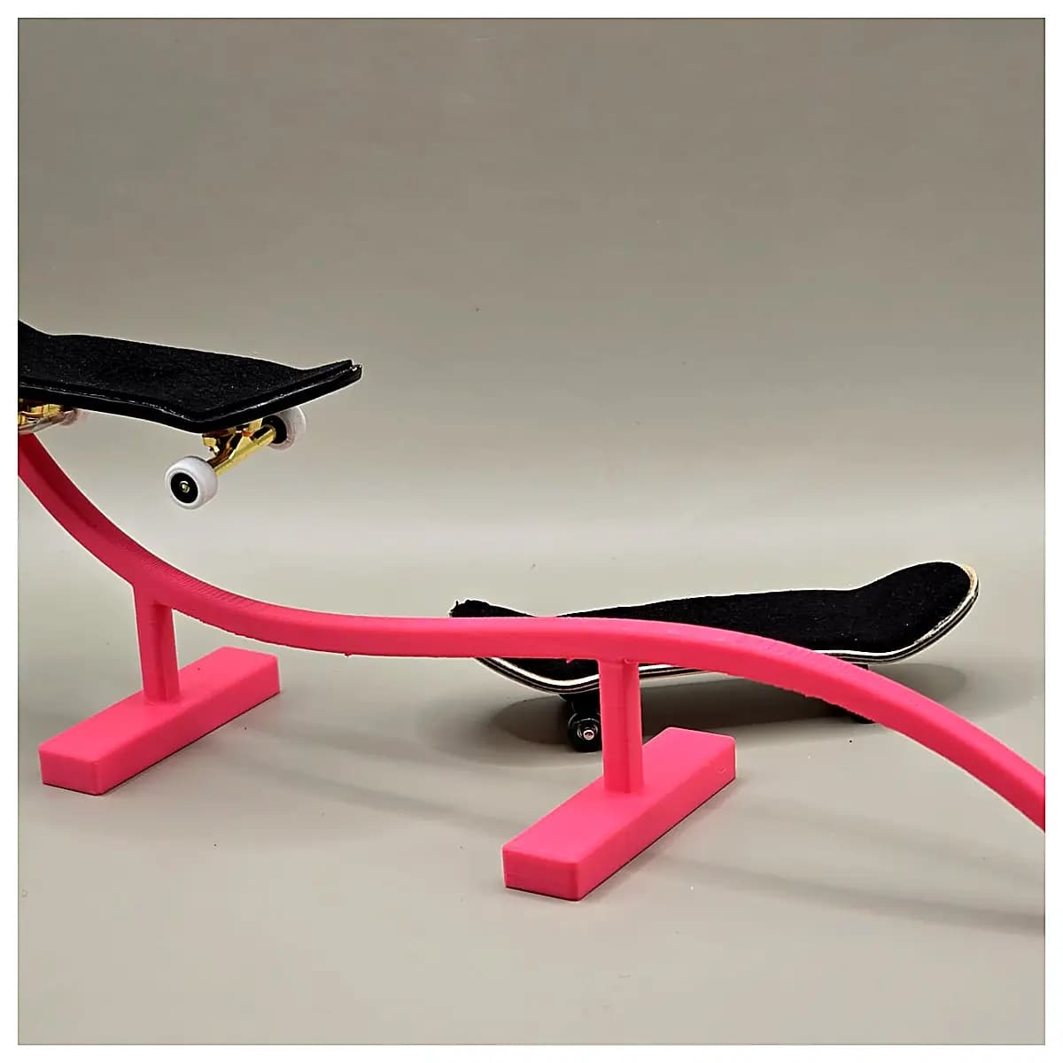 Fingerboard Aerial Spin Pole Tricks Board Rotation Technique Accessories Skate Parts Skateboarding Extreme Skateboarding