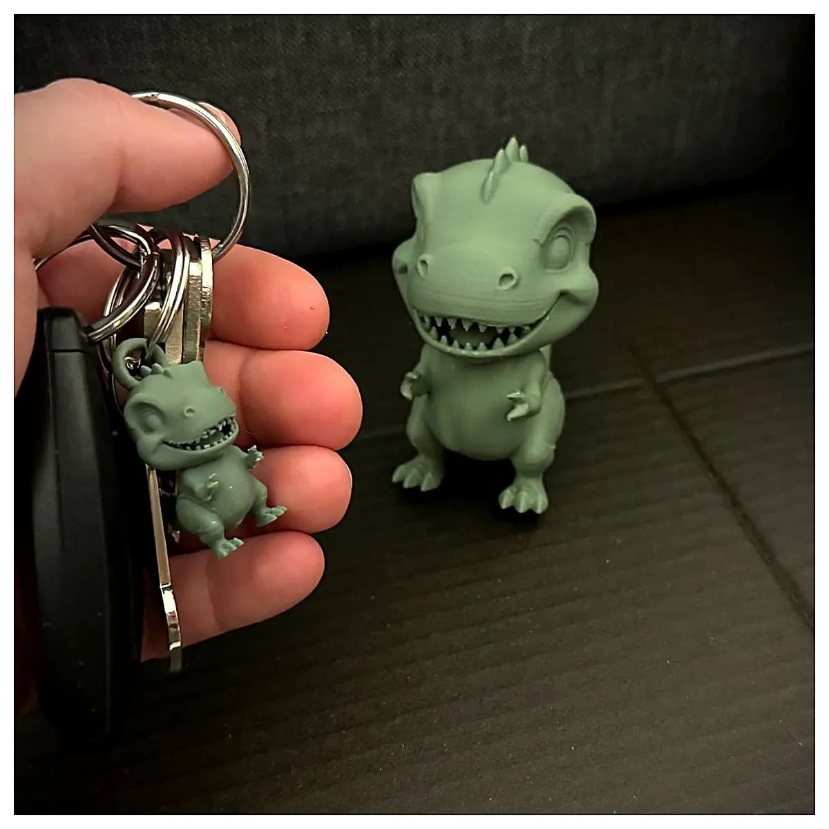 Mini Dinosaur Keychain Tiny Dinosaur Charm Key Ring Dinosaur Keepsake Gift Kids Toy