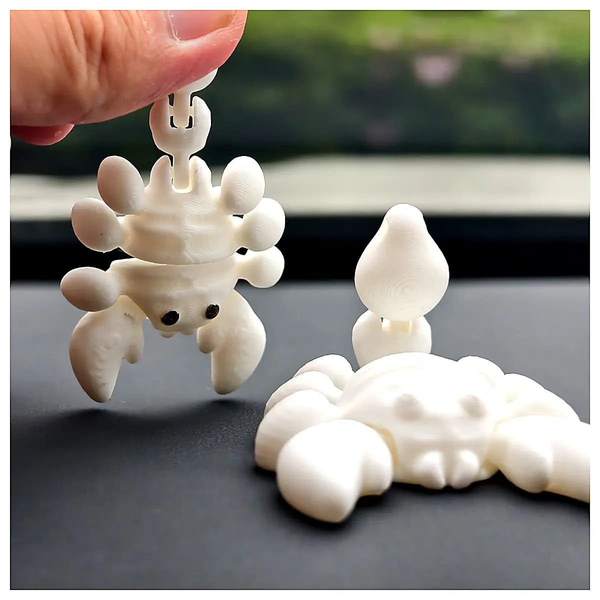 5G Mini Hanging Decoration Movable Toy Pet Ornament Desktop Decoration Creative Gift Model