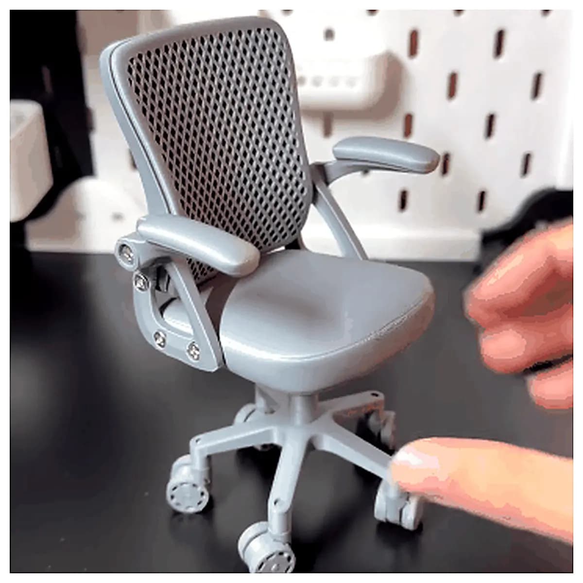 Miniature Office Chair Model Movable Desk Toy Scene Accessory Figure Scale Office Model Scene Props Desktop Decoration Miniature Accessories