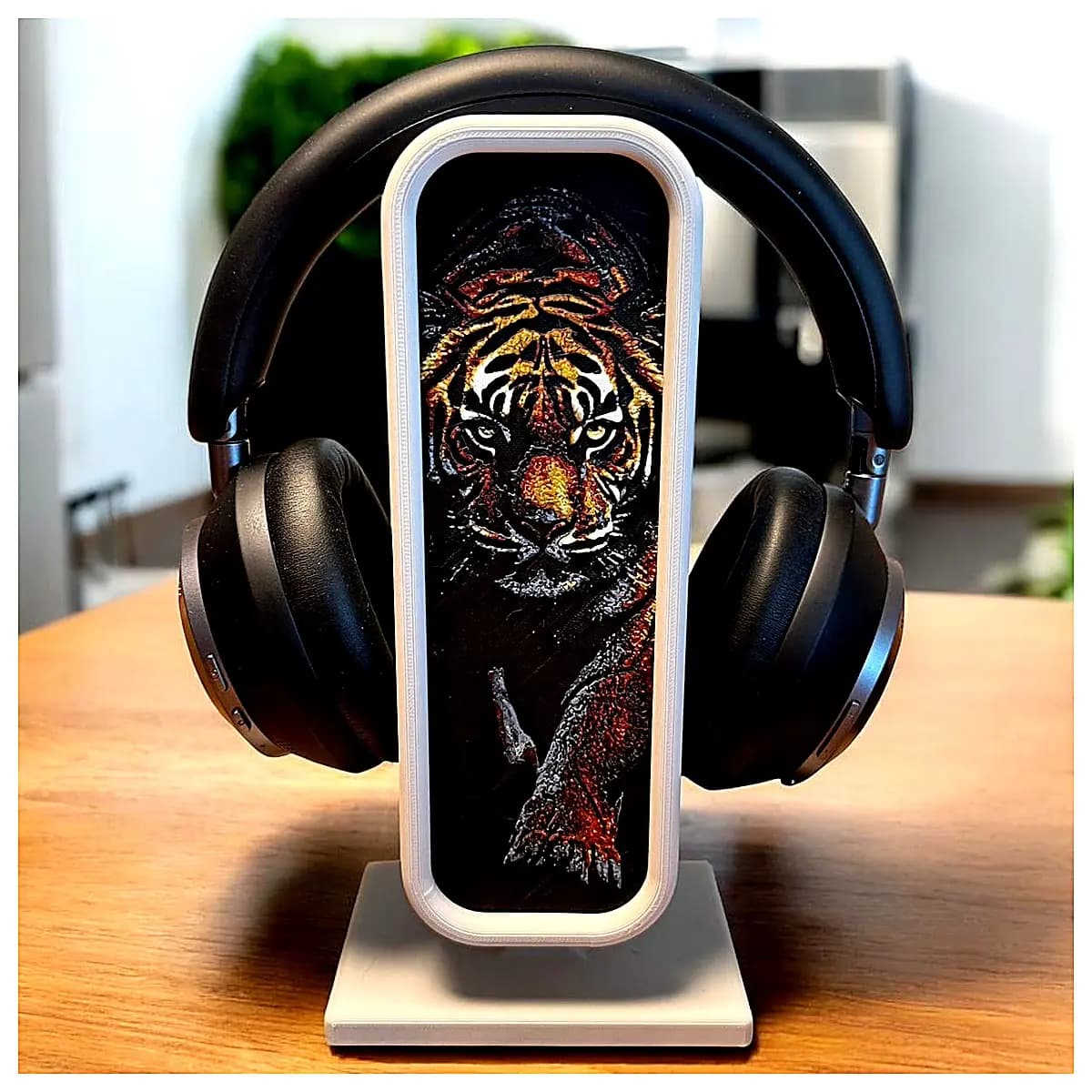C3D Headphone Stand Resin Model 3D Printing Accessory Tiger Stripe Decoration Headphone Stand Compatibility Desktop Display 3D Print Parts