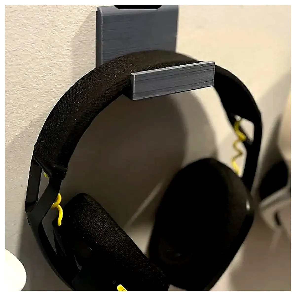 Headphone Stand No Screws Phone Headset Holder Earbud Stand Lazy Holder Mobile Accessory Headphone Support