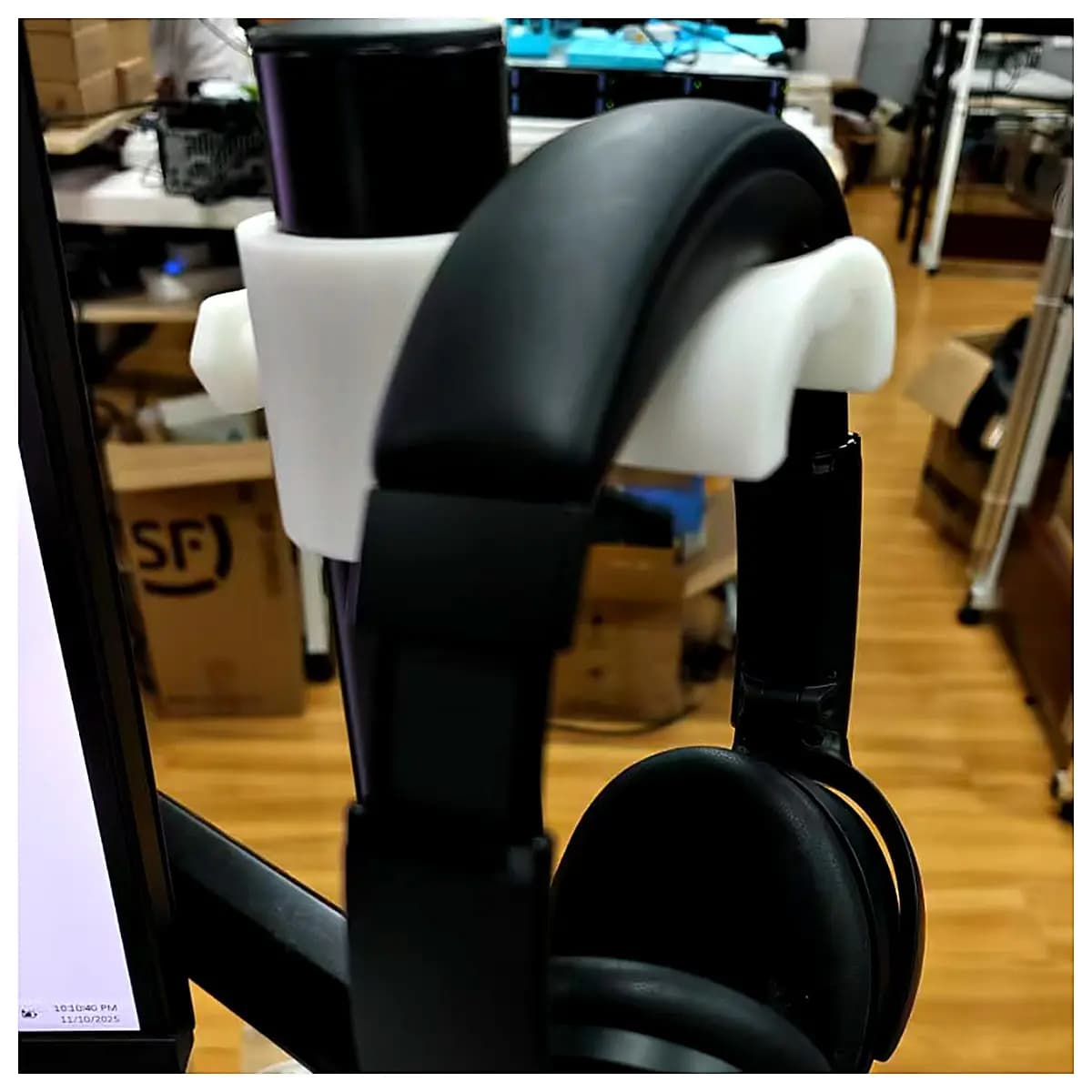 Monitor Stand Holder Computer Display Stand Desk Earphone Holder Support Bracket Accessory Compatible with All Monitors Desktop Stand