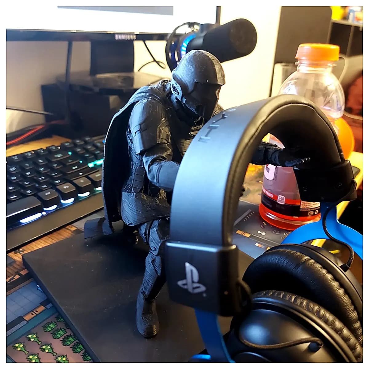 Jedi Soldier 2 Headset Mount Phone Holder Desktop Stand Computer Accessory Mobile Case Headphone Support Bracket