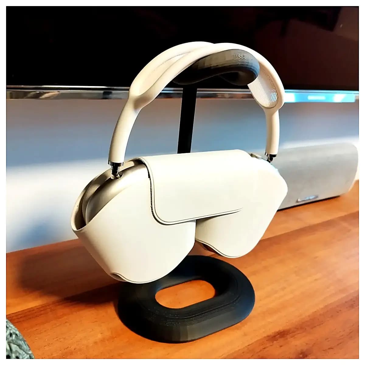 Designer Headphone Stand Earphone Holder Phone Stand Portable Desk Organizer Smartphone Dock