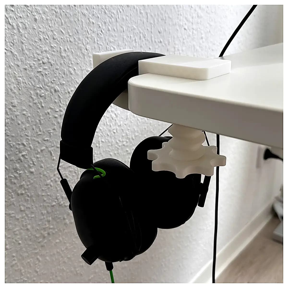 Desktop Headphone Stand Earphone Holder Phone Stand Desk Organizer Cable Management 360 Rotation
