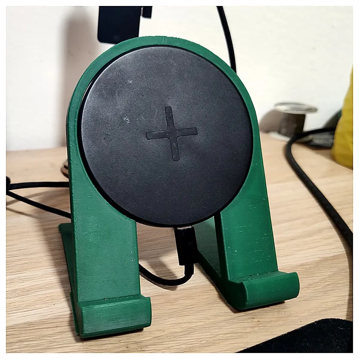 Mobile Phone Holder Car Mount Bracket Smartphone Stand Holder Arm Support Accessory Mobile Phone Holder Car Holder Desk Stand