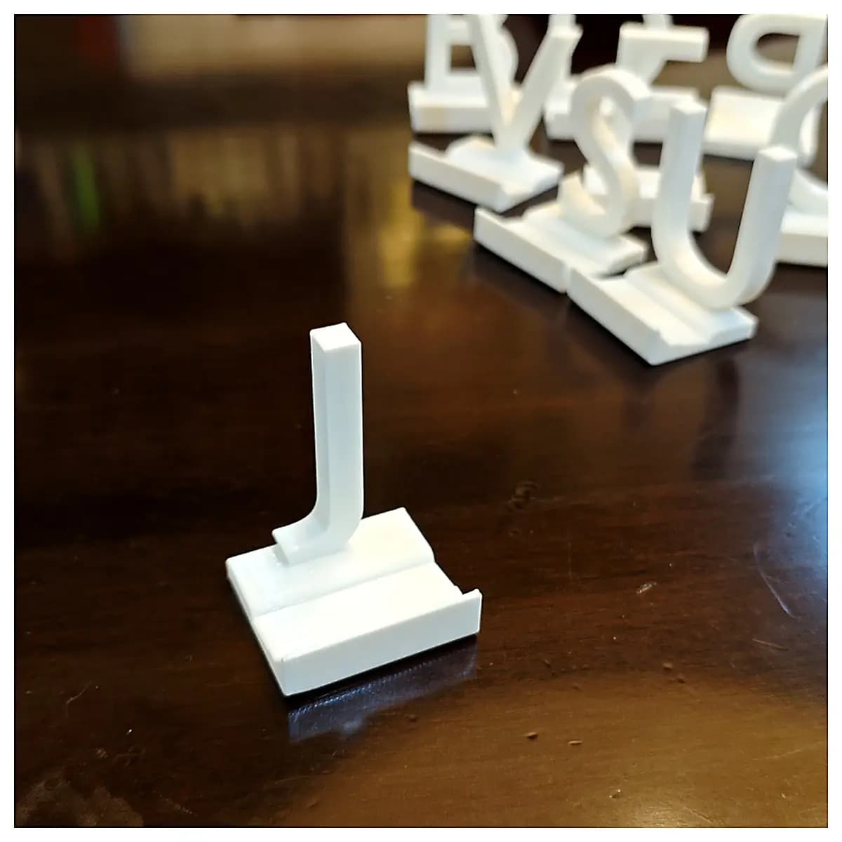 Minimalist Phone Stand J Shaped Phone Holder Horizontal Vertical Print Compatible No Support Needed Phone Stand Accessories