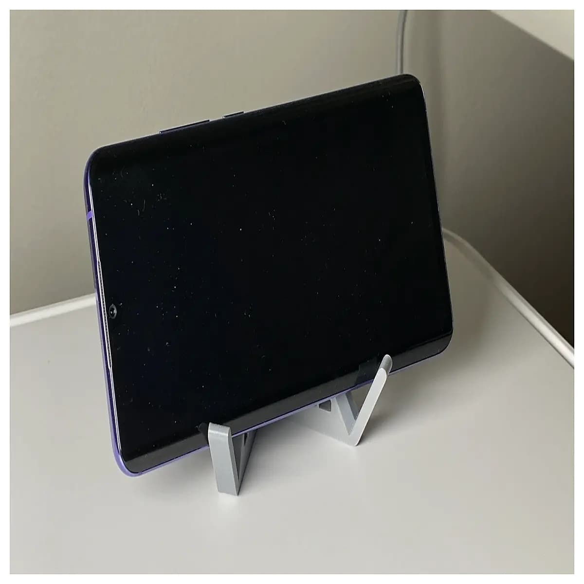 collapsible phone for movie watching video recording tripod mount portable desktop holder for tablet streaming content creation