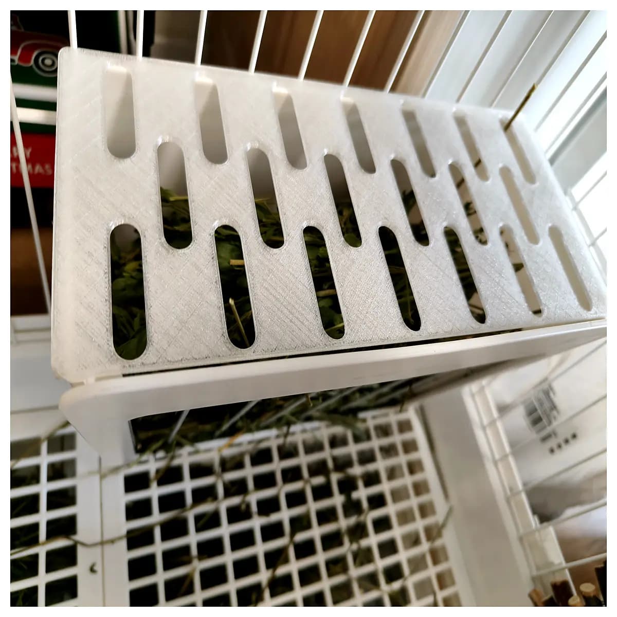 rabbit hay feeder cover top lid small animal cage accessory chew proof plastic guard for guinea pig chinchilla hamster storage