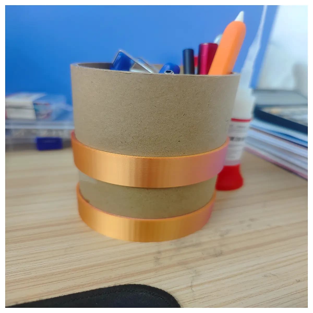 desk organizer pen holder for office supplies metal mesh cup for writing instruments desktop storage