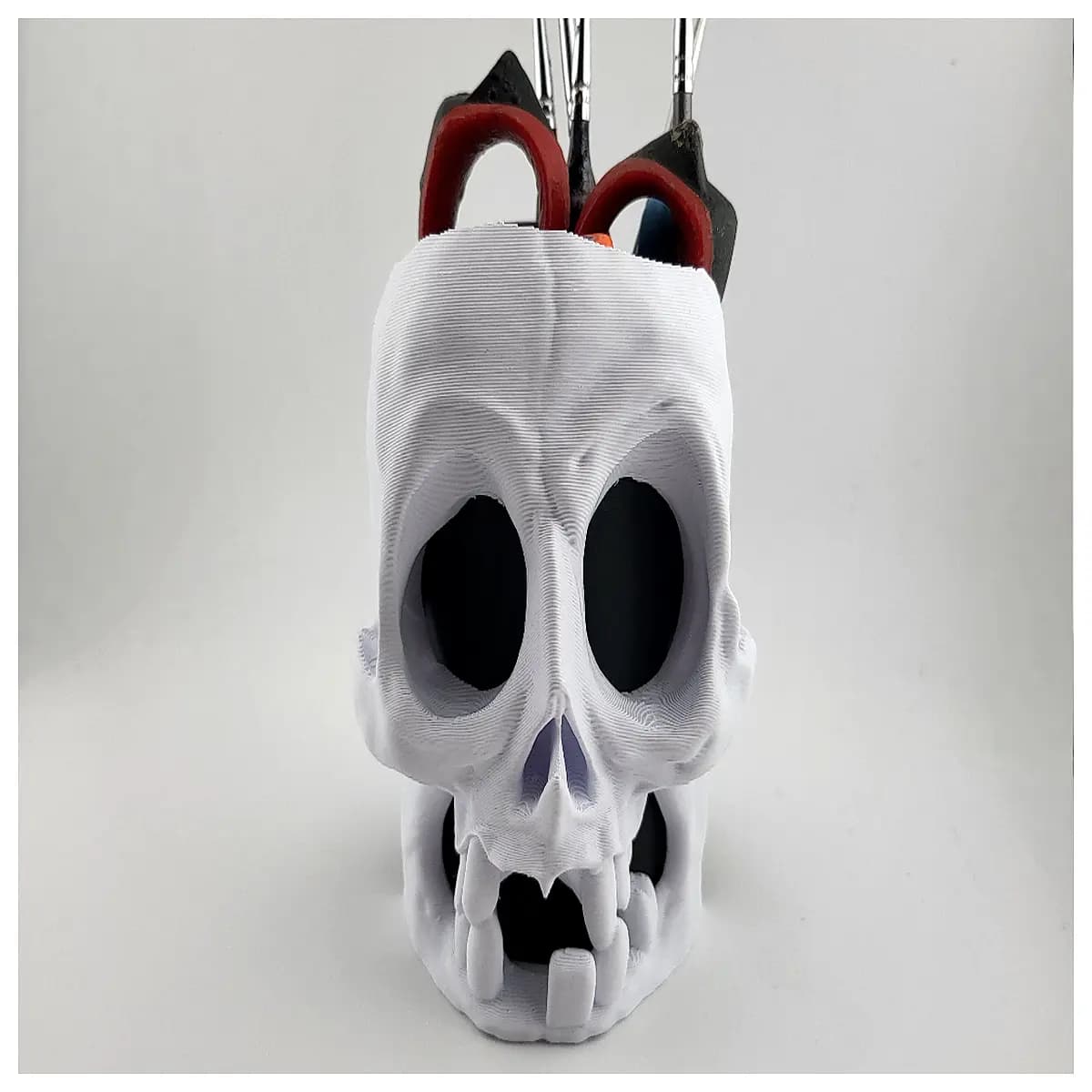 skull pen holder desk organizer metal for office supplies vintage gothic writing utensil storage rack cool men