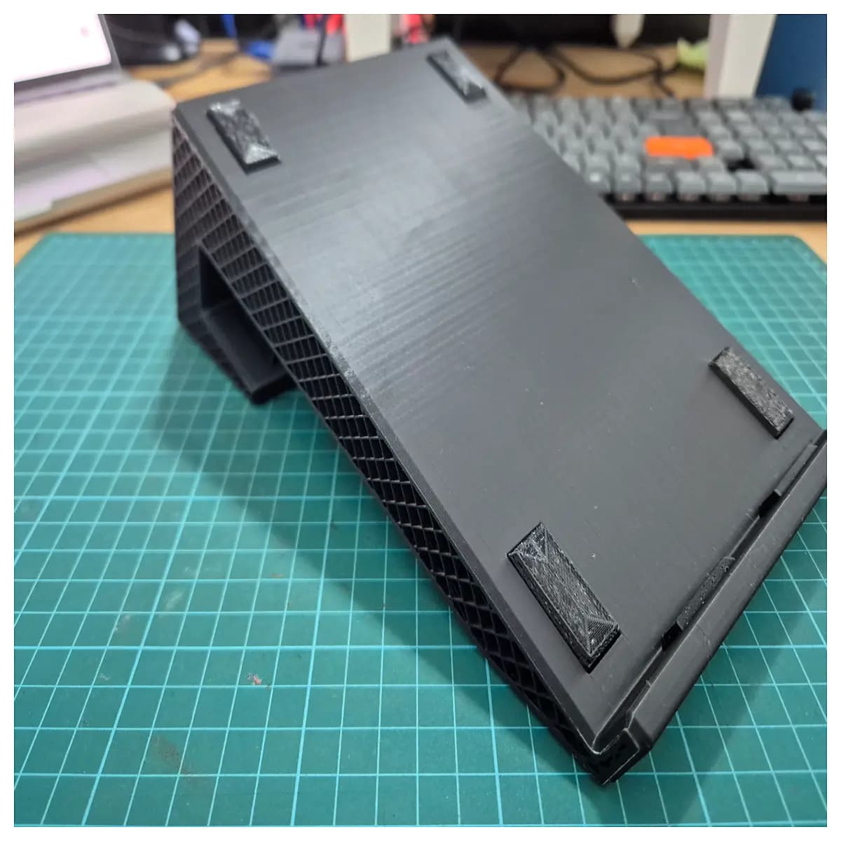 adjustable laptop riser ergonomic aluminum cooling pad for desk home office portable travel lightweight vertical support