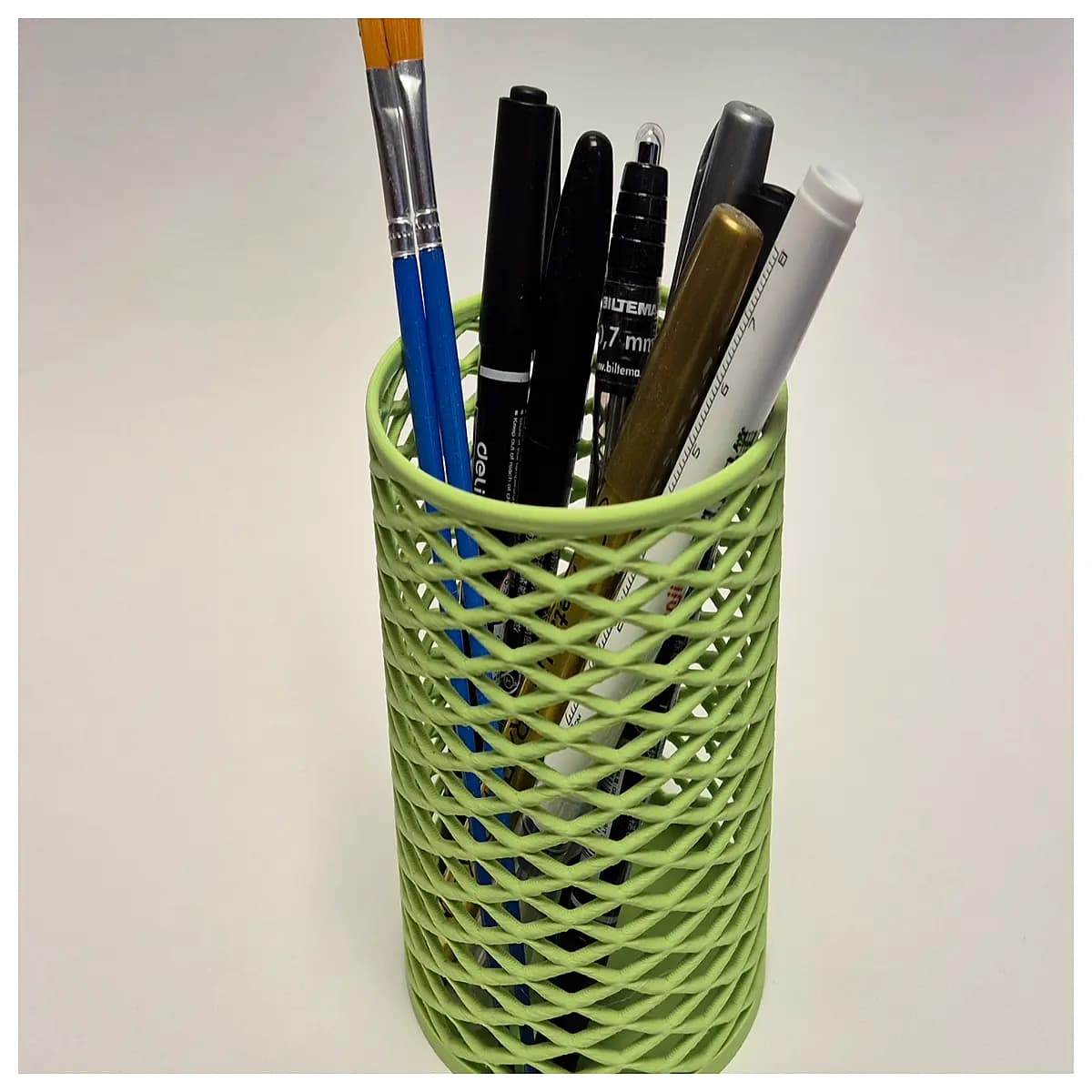 modern minimalist desk organizer pen holder cylindrical storage for office supplies stationery container