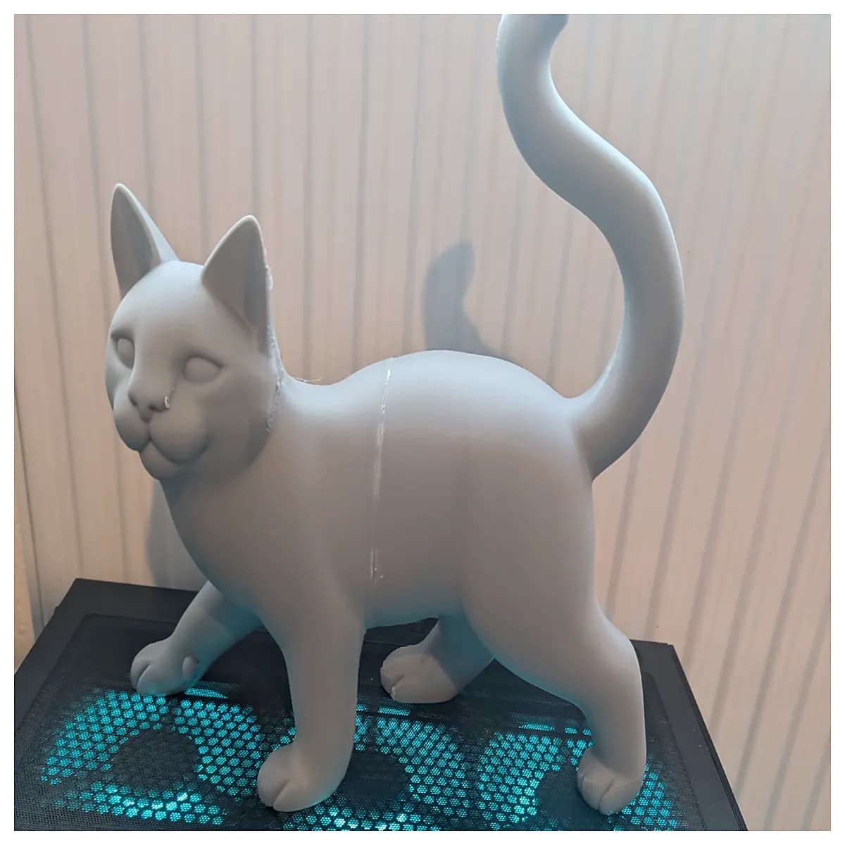 standing cat pose statue figurine resin garden decor outdoor yard ornament animal sculpture