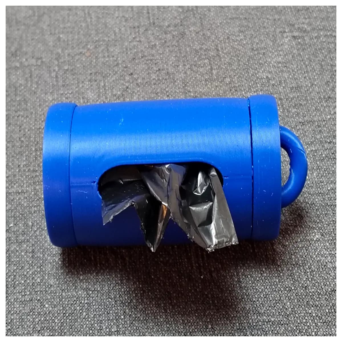 dog poop bag holder clip for leash waste bag dispenser portable poop bag dispenser for walking hanging trash can for dog poop bags outdoor dog accesso