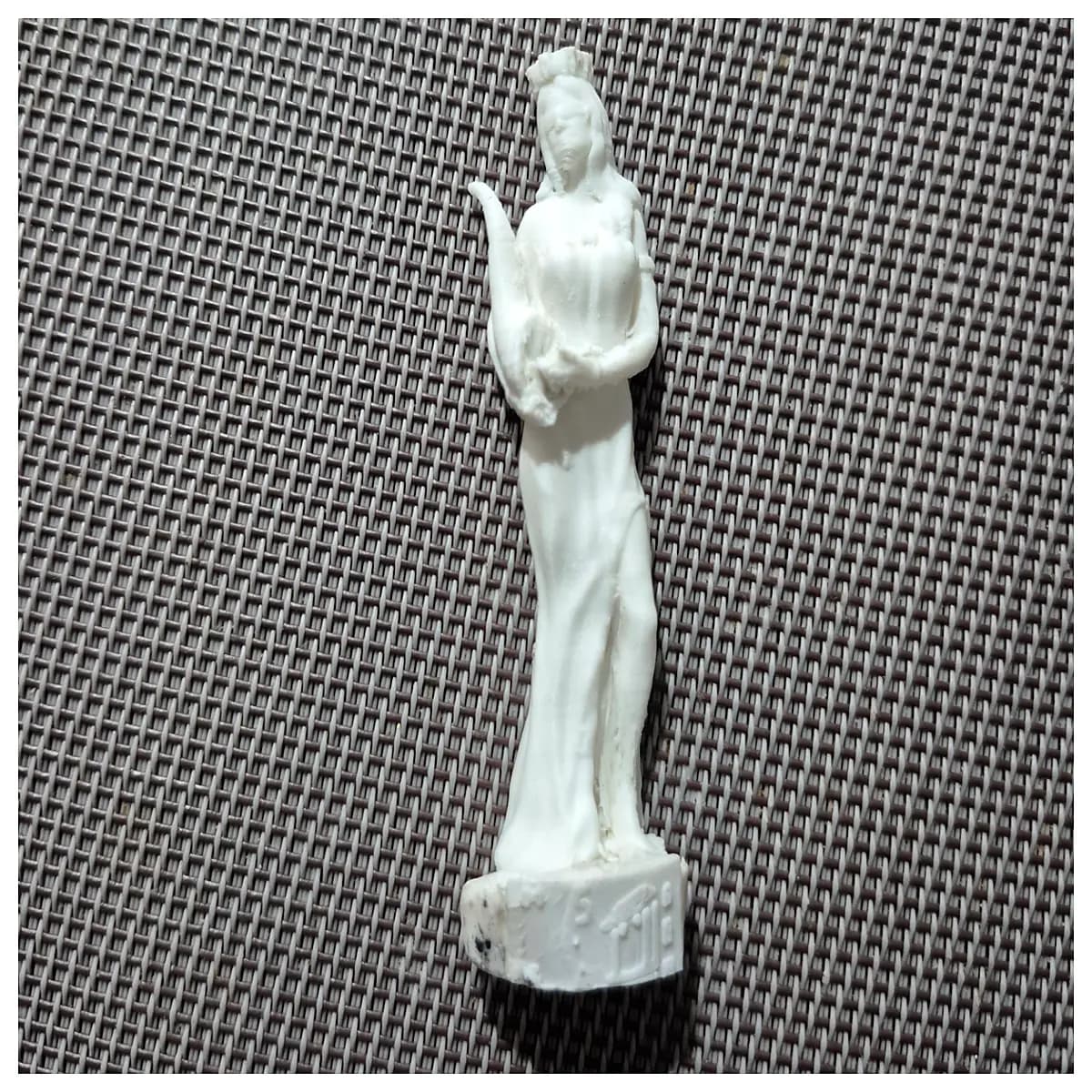 wealth goddess statue feng shui prosperity decor money attracting lucky charm home office business success abundance energy