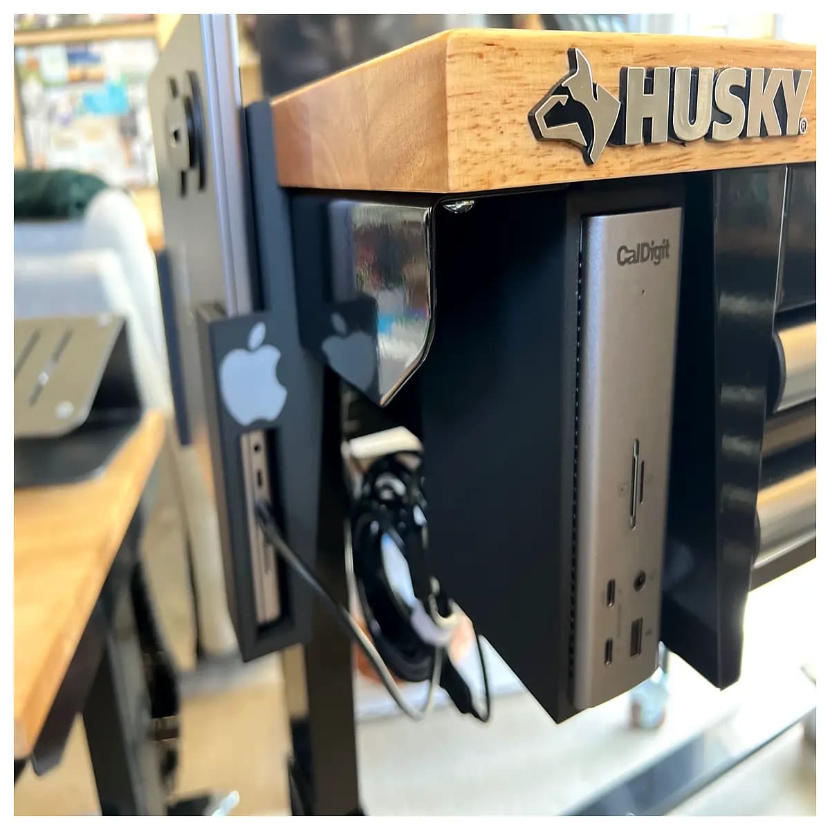 caldigit ts4 vertical mount for desk space saving storage