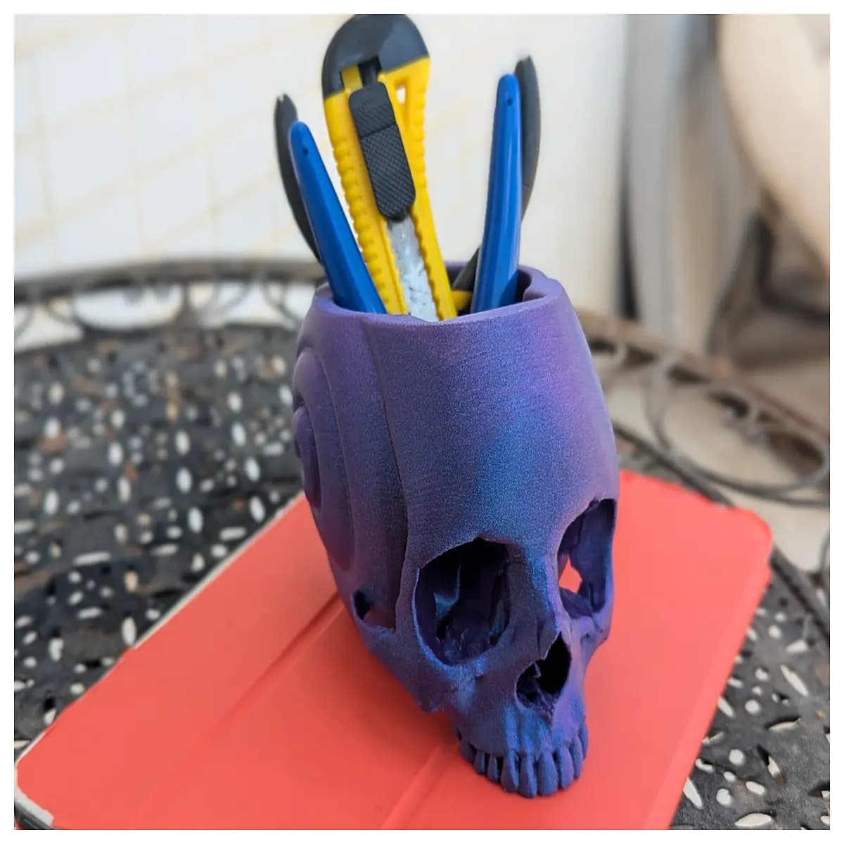 gothic skull snail desk organizer pen holder stationery storage container for office supplies aesthetic room decor