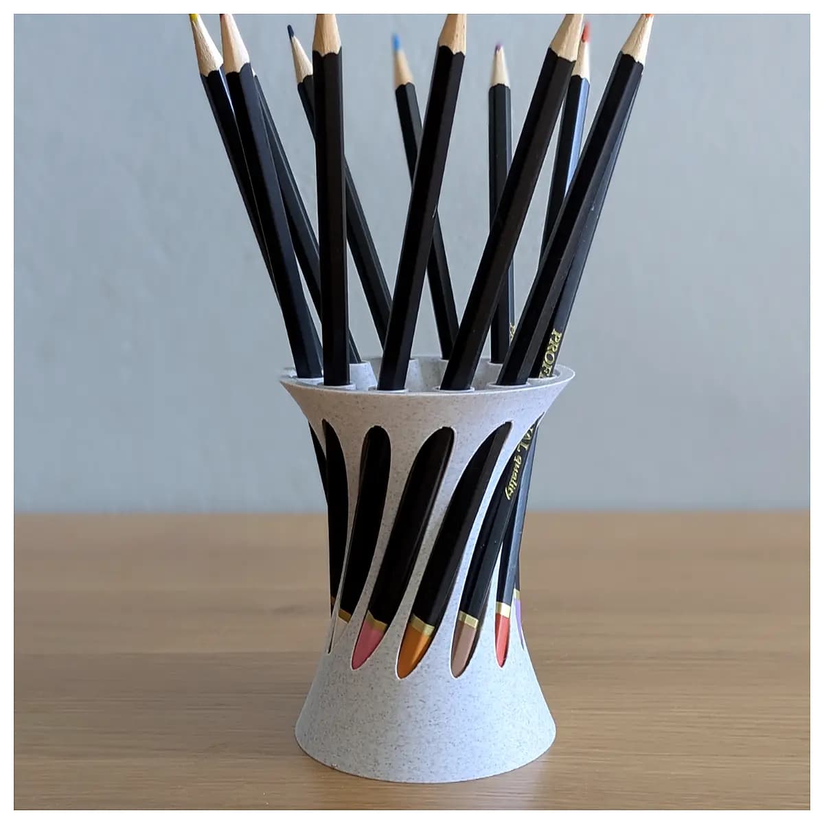crayon holder organizer desktop storage for kids art supplies classroom teacher gifts