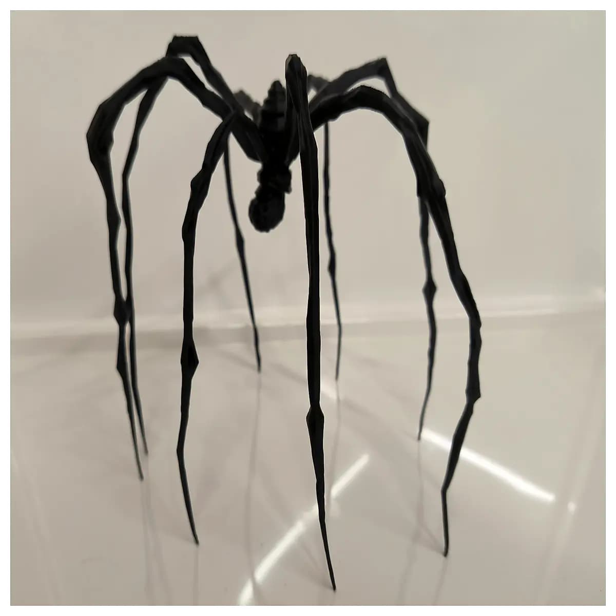 louise bourgeois maman spider sculpture large bronze arachnid art piece garden yard statue modern home decor gothic fantasy gift