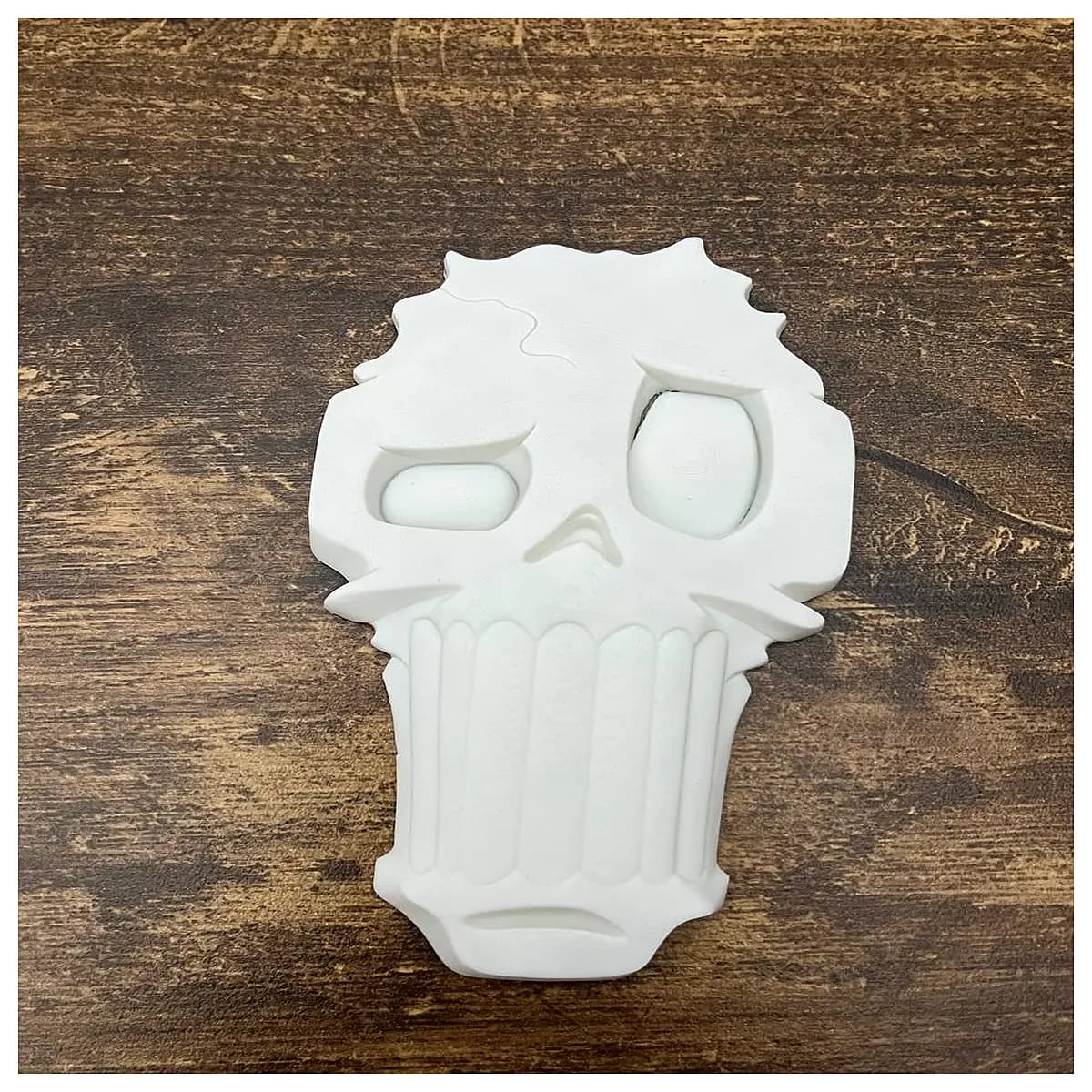 pirate crew skull decoration halloween party prop vintage nautical decor skull head prop for haunted house