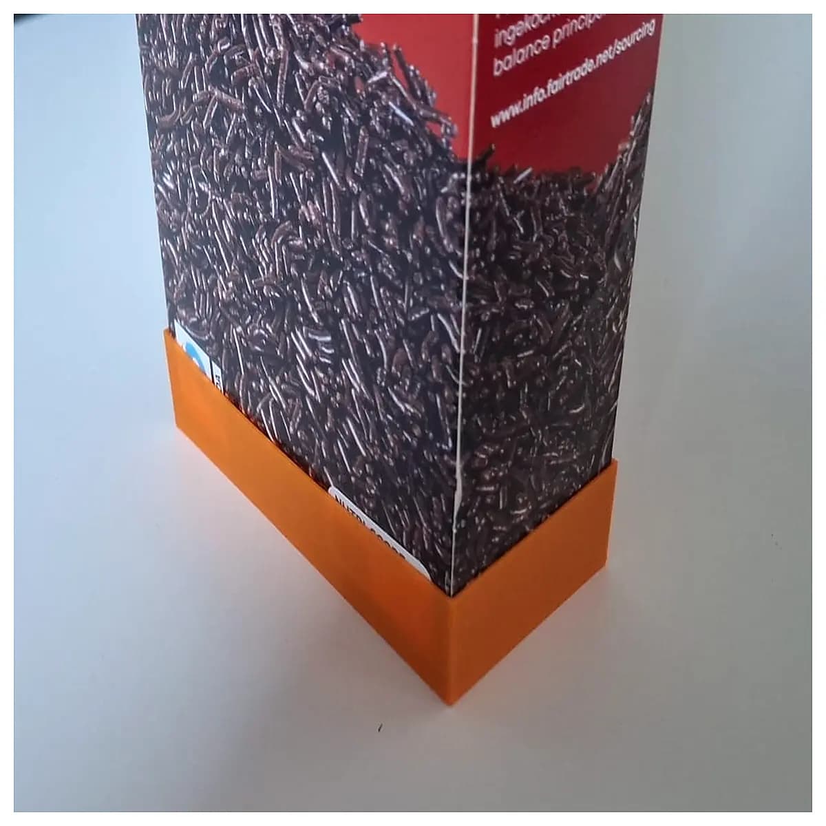 chocolate crumb paper tray box packaging for bakery dessert sustainable food grade container
