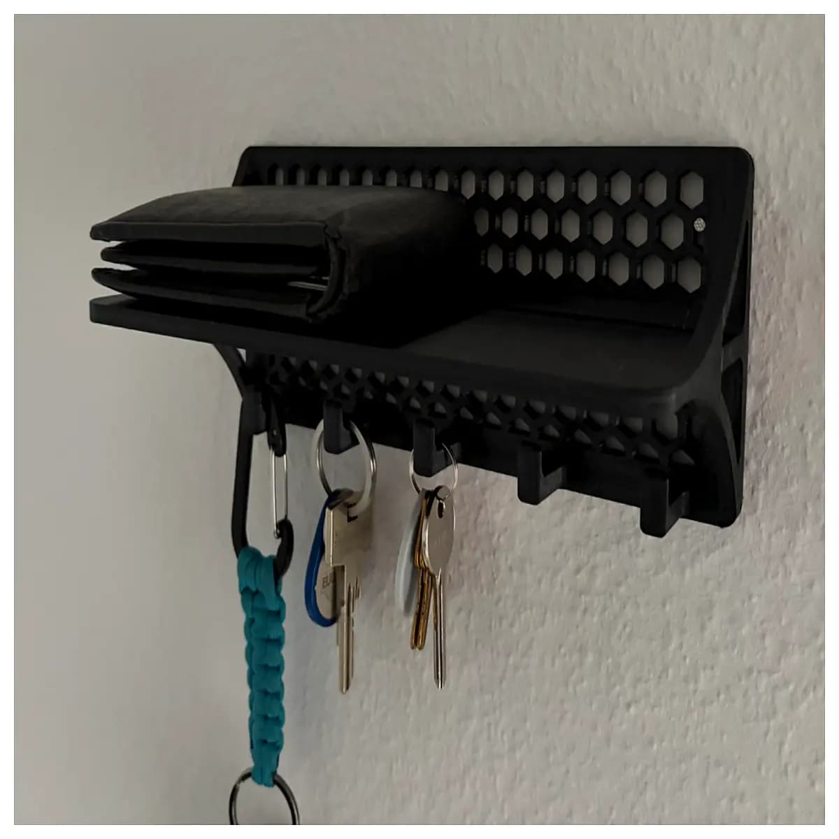 honeycomb key holder wall mount organizer rack for home entryway storage metal key hook board