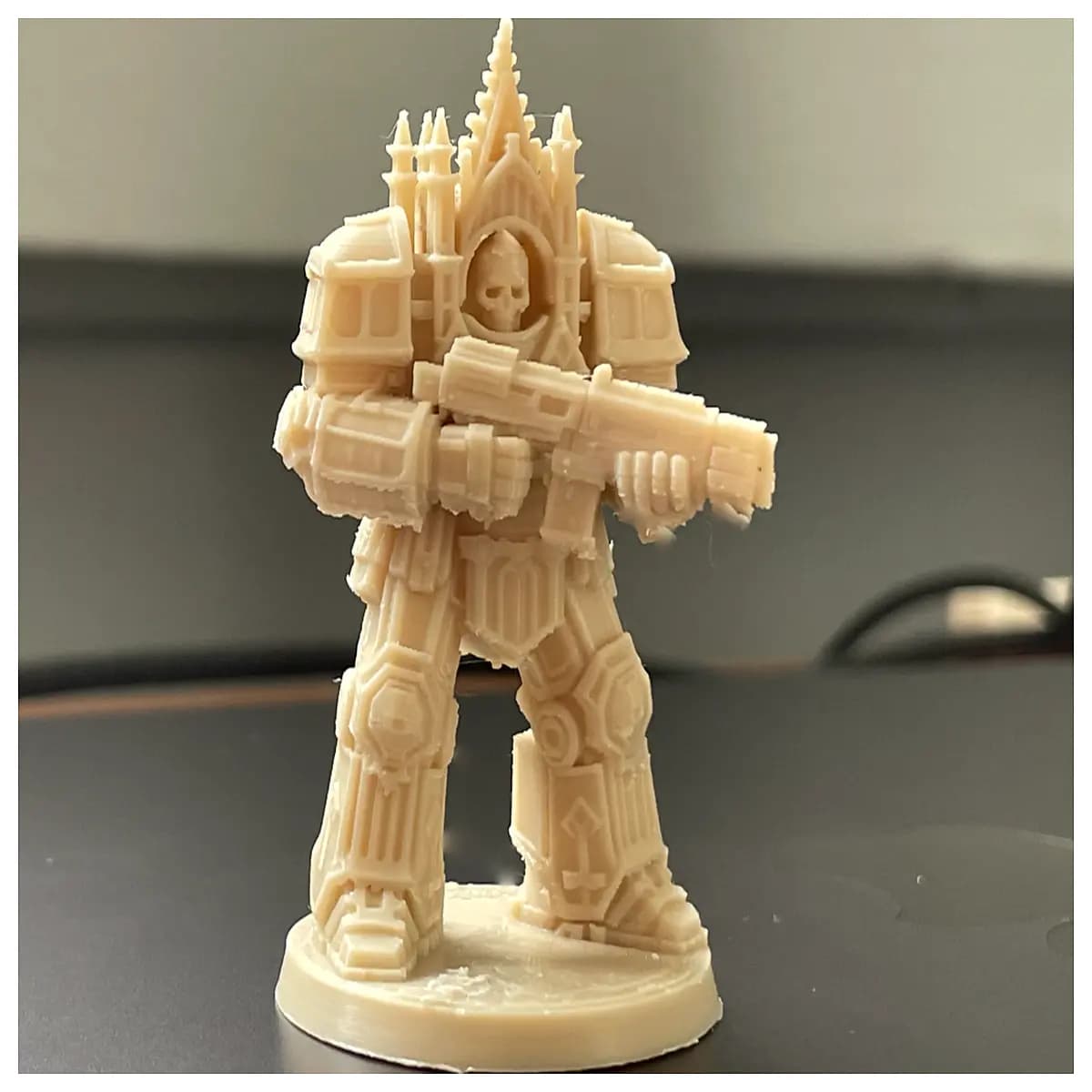 elite gothic space knight sci fi miniature resin figure collectible style dark fantasy army building