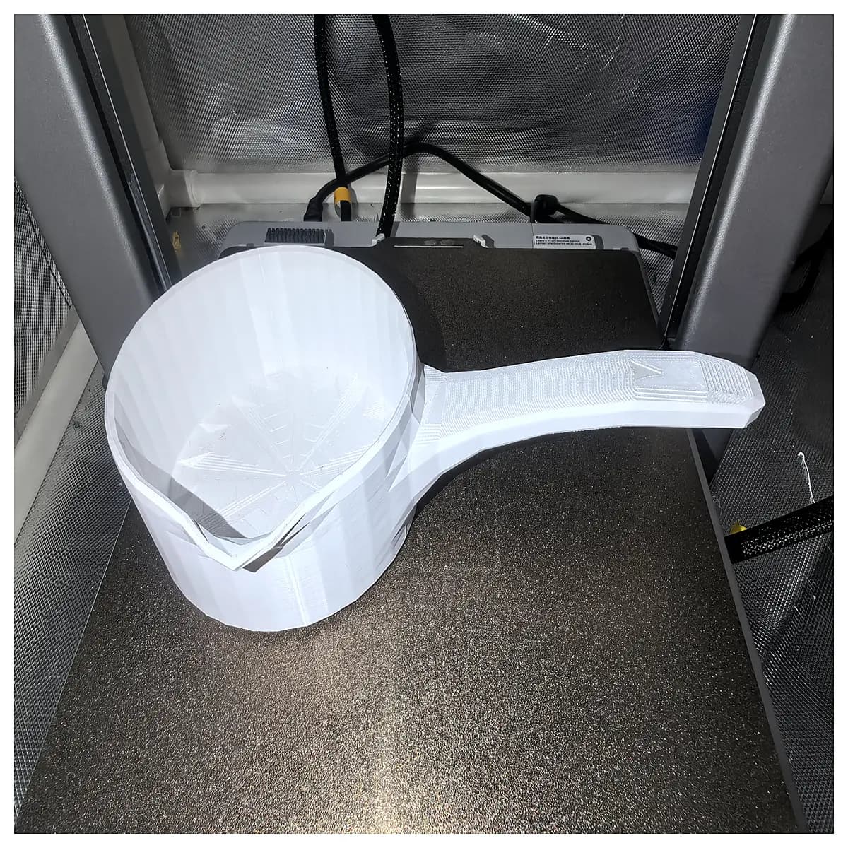 large plastic water dipper scoop for bucket duty ladle for fish tank camping water jug handle kitchen serving spoon