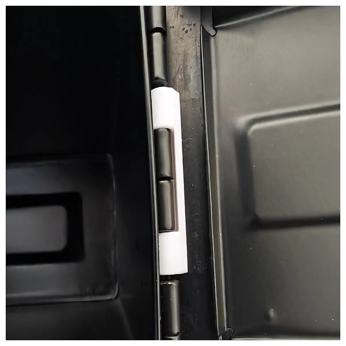 waterproof case lid stopper limit switch protective cover for hard shell travel box impact closure mechanism