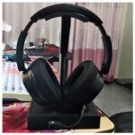 Headphone Holder Stand Phone Stand Clip Mount Accessory Support Earbuds Charging Dock Holder