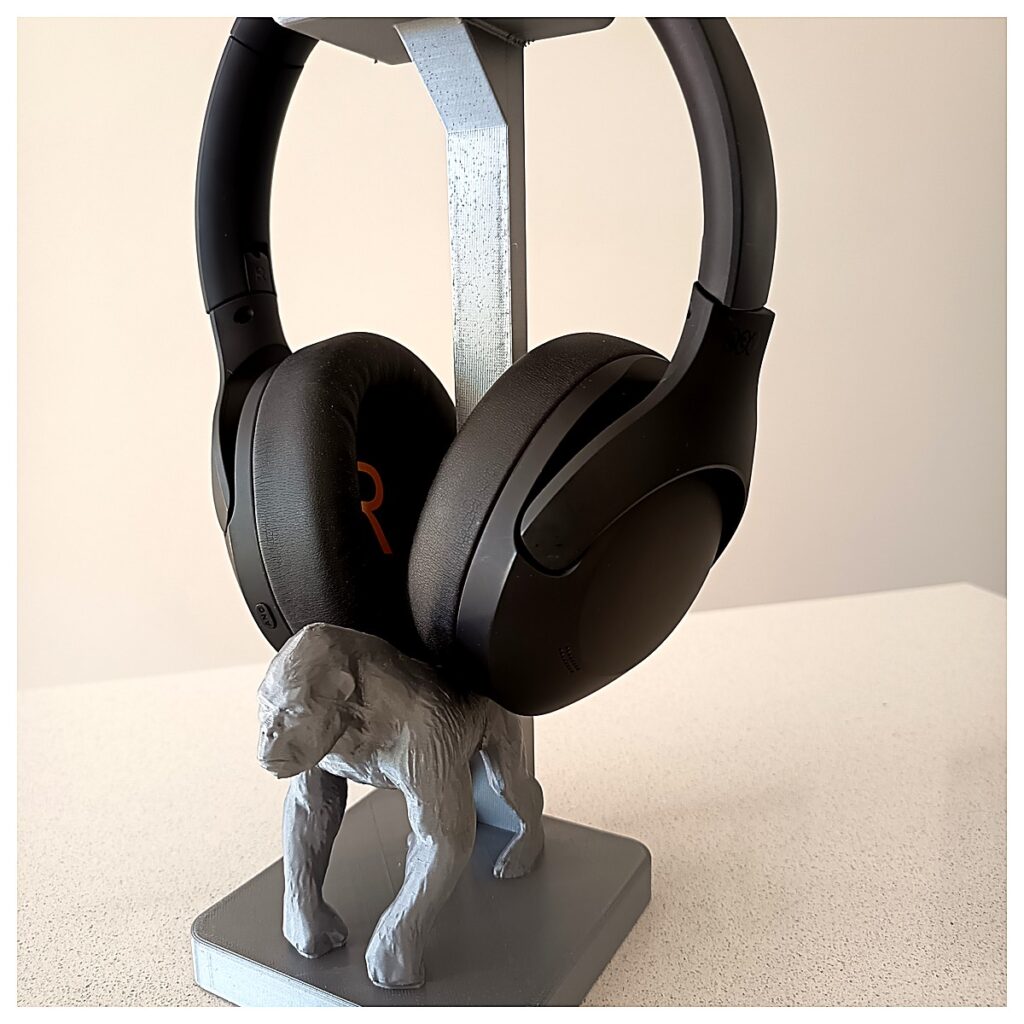 Gorilla Headphone Holder Stand Lazy Figure Desk Decor Phone Accessory Creative Gift Protect Headphones