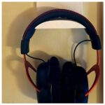 Headphone Holder Clip Earbud Grip Phone Stand Accessory Mobile Phone Holder Earbud Clip Support Bracket