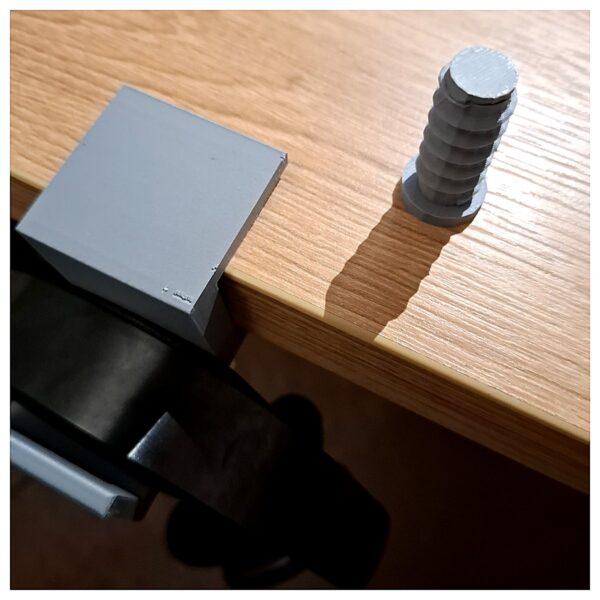 Headphone Holder Clip Earbud Grip Phone Headphone Stabilizer Earphone Accessory Holder for Mobile Phones