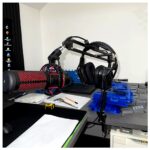 Earbud Clip Holder 10mm Square Tube Earphone Stand Mobile Phone Holder Ear Clip Accessory Phone Case Support