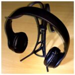 Minimalist Earbud Holder Stand Phone Stand Desktop Organizer Phone Foot Lazy Person Gadget Phone Stand Phone Foot Compact Storage Solution