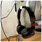 Headphone Holder Earbud Cord Organizer Mobile Phone Stand Earphone Strap Phone Balance Mobile Headphone Fixer